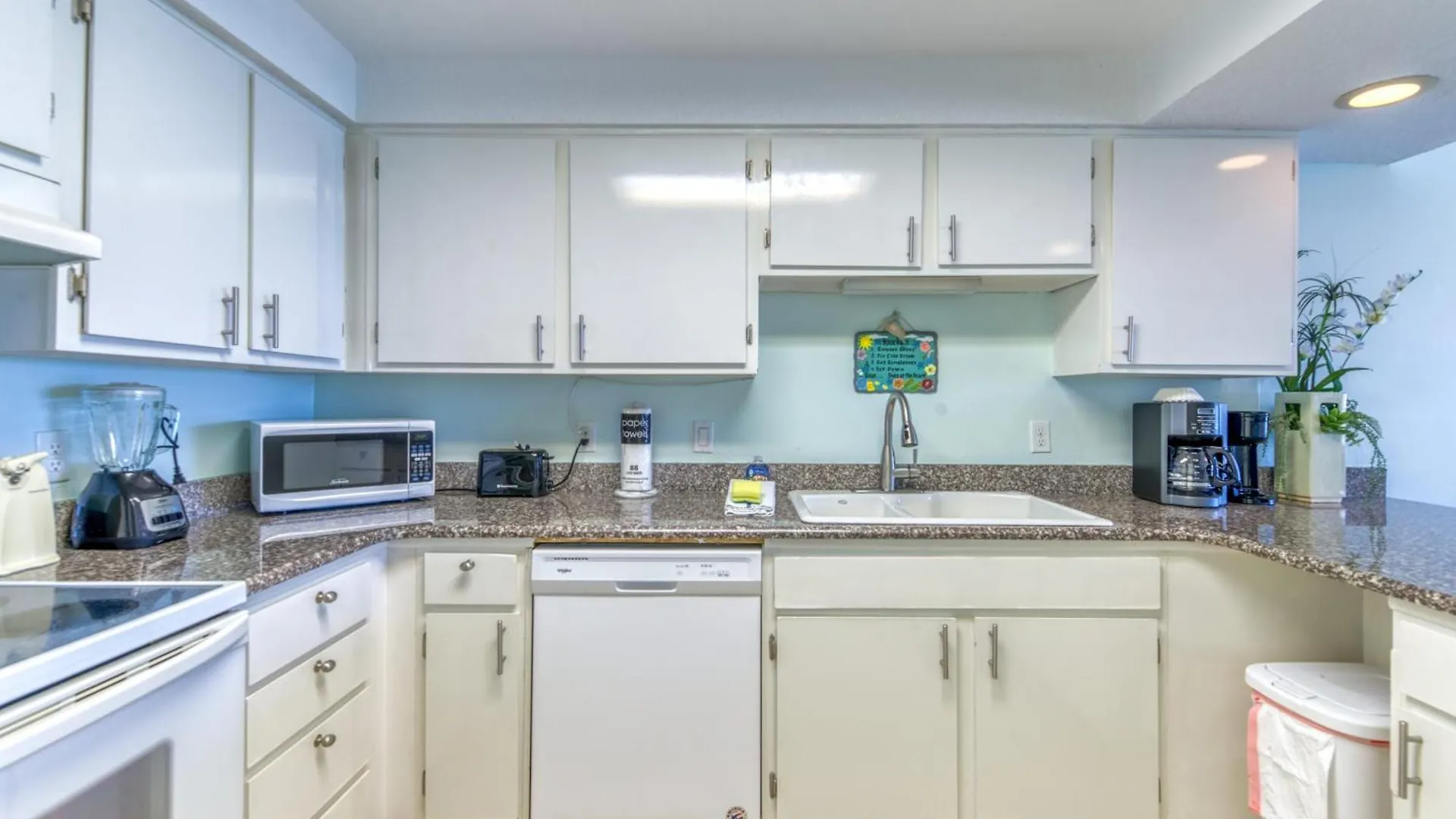 Beach House Condominiums B405 - Beachfront With Pool, Wifi, & Beach Service Destin 0*,  United States
