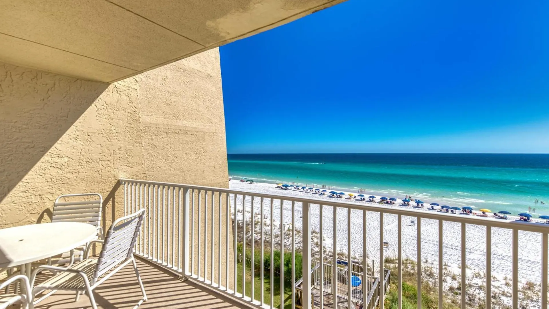 Beach House Condominiums B405 - Beachfront With Pool, Wifi, & Beach Service Destin